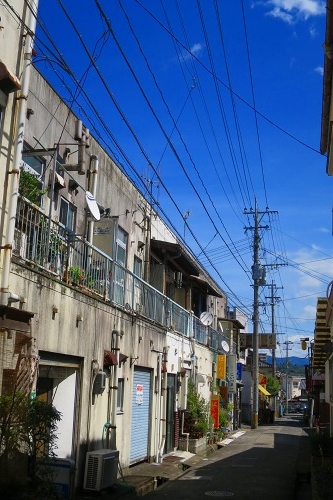 日田隈町温泉街は昭和の風景