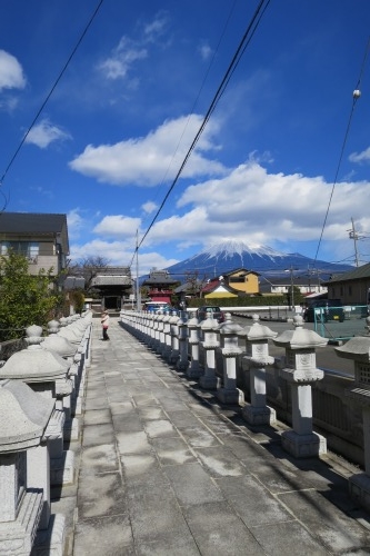 富士宮散歩｜歴代の武将が詣でた富士宮の浅間神社を散歩