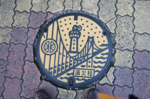 明石を散歩｜タコの商店街を散歩と白い灯台・旧波門崎燈籠堂