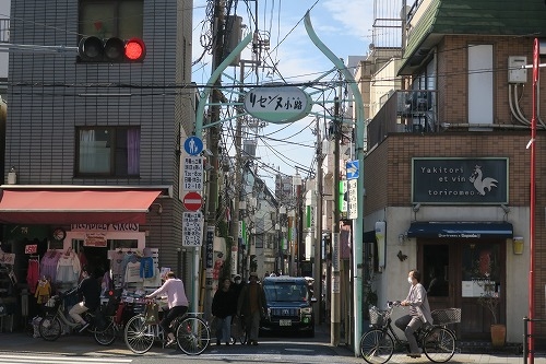横浜を散歩｜幕末ペリー来航の場所と横浜の歴史建築から元町抜けて