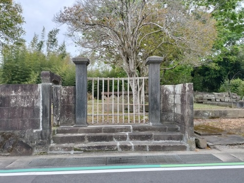 串間を散歩|美味しい回転寿司と石塀の街並と西南戦争で薩摩に味方