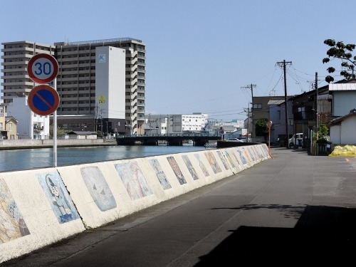 清水を散歩|駅前商店街から徳川信康墓と幕臣を丁重に葬った次郎長