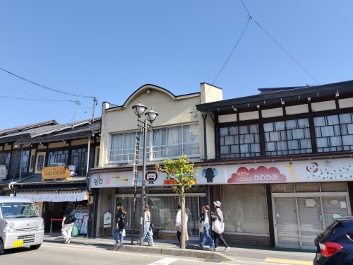 高山を散歩|金森長近の城下町高山の古い町並みを夕暮れに散歩はいい
