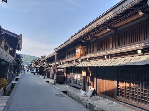 高山を散歩|朝市からの下三之町中組保存地区 越中街道保存地区散歩