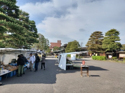 高山を散歩|朝市からの下三之町中組保存地区 越中街道保存地区散歩