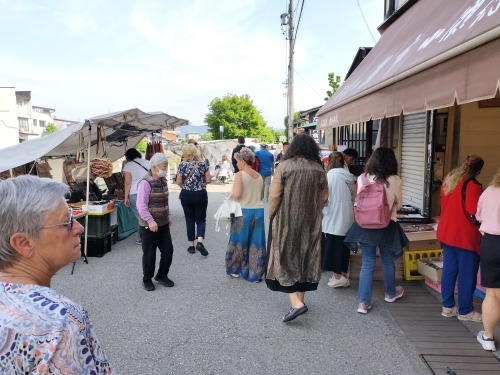 高山を散歩|朝市からの下三之町中組保存地区 越中街道保存地区散歩