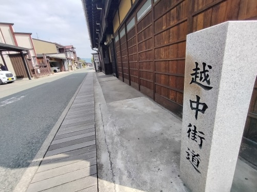 高山を散歩|朝市からの下三之町中組保存地区 越中街道保存地区散歩