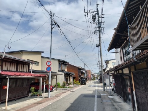 高山を散歩|朝市からの下三之町中組保存地区 越中街道保存地区散歩