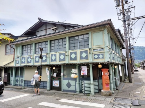 飛騨古川を散歩|映画「君の名は。」聖地巡礼と白壁土蔵街を散歩して