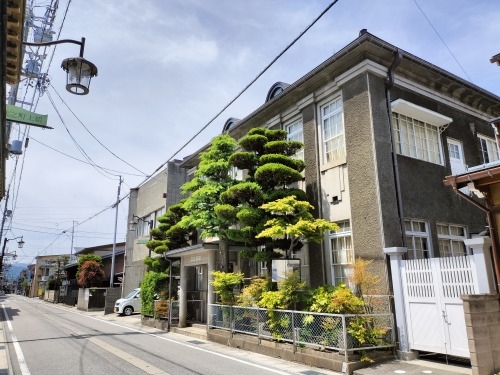 飛騨古川を散歩|映画「君の名は。」聖地巡礼と白壁土蔵街を散歩して