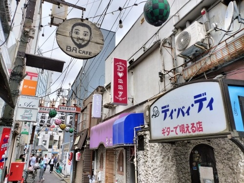 中野駅から散歩|中野駅北口の賑わう繁華街に感動!昭和の風景を散歩