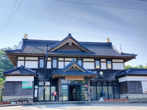 真室川を散歩|真室川駅舎がみたい!真室川駅周辺の散歩はついでだす