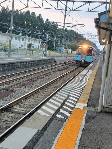 野辺地を散歩|北野辺地駅からりんごを箱買しながら野辺地駅まで散歩