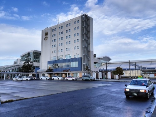 八戸を散歩|青森はイカが美味いんだよ・おいしい海鮮の夕食でいい夜