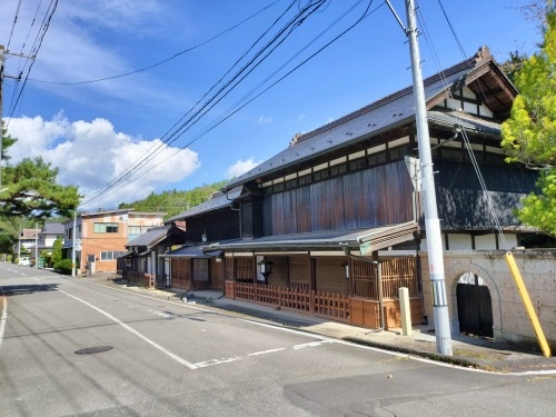 LǂUbBX̏h꒬ELǏhi{wj̍UĂ