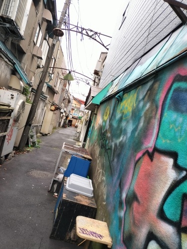 函館を散歩|昭和の香り菊水小路とまさか月光仮面は函館出身ぞよのか