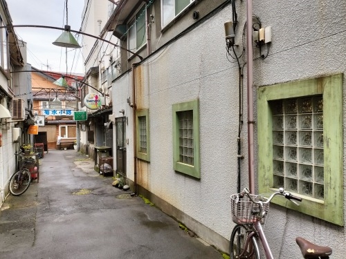 函館を散歩|昭和の香り菊水小路とまさか月光仮面は函館出身ぞよのか