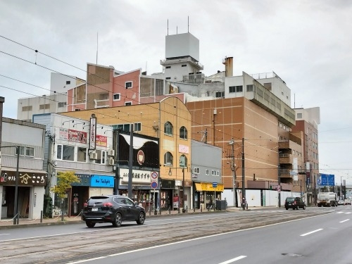 函館を散歩|昭和の香り菊水小路とまさか月光仮面は函館出身ぞよのか