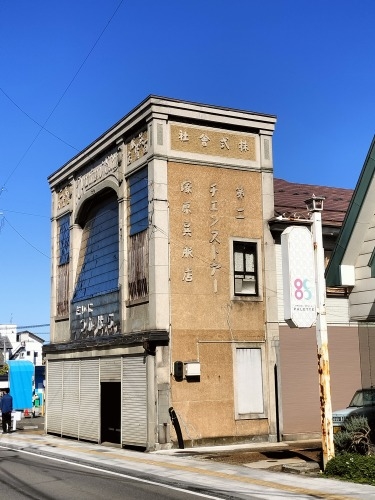 ��Â��U���b