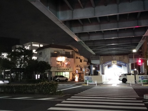 ���������U���b