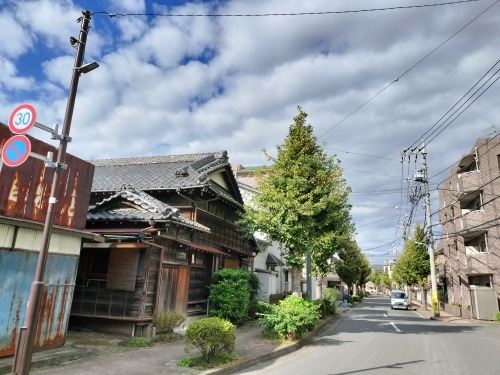 ���������U���b