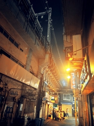 鶯谷を散歩|夜の上野から鶯谷まで散歩・台湾弁当とビールで夕食だぜ