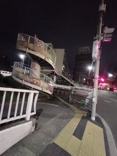 鶯谷を散歩|夜の上野から鶯谷まで散歩・台湾弁当とビールで夕食だぜ