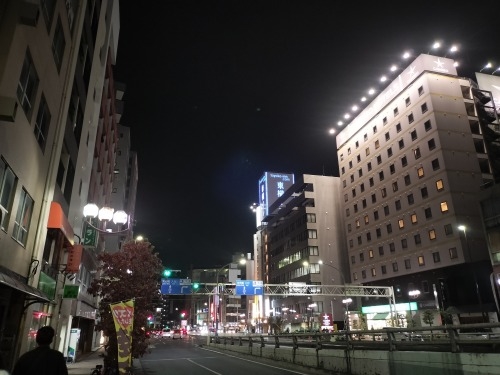 鶯谷を散歩|夜の上野から鶯谷まで散歩・台湾弁当とビールで夕食だぜ