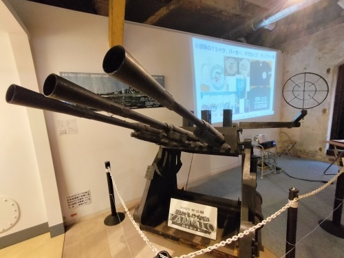 �����U���b