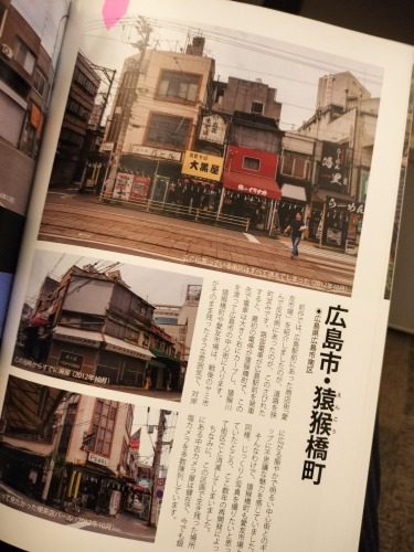 �����U��