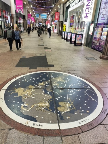 天文館を散歩|老舗山形屋と夕暮れに染まる桜島をみて黒豚とんかつ