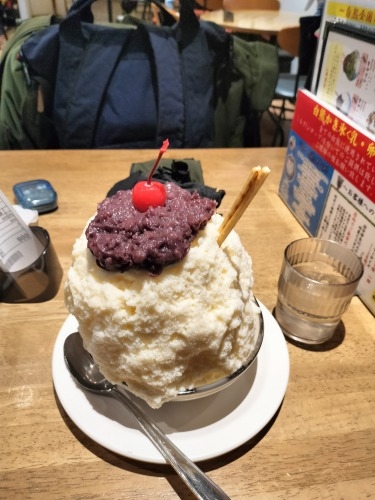 天文館を散歩|老舗山形屋と夕暮れに染まる桜島をみて黒豚とんかつ