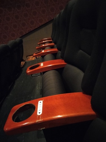 天文館を散歩|老舗山形屋と夕暮れに染まる桜島をみて黒豚とんかつ