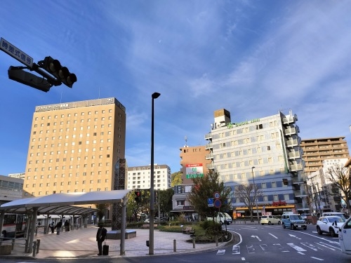 �ɏW�@���U���b���Ë`�O�̏鉺���ƗL�n�V���̕�ɂ��Q������Ă݂�