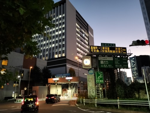 �V�����U���b