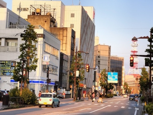富山市内を散歩|★