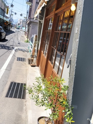 篠ノ井を散歩|晴天の日にくねくね北国街道を散歩してみた地元パン屋