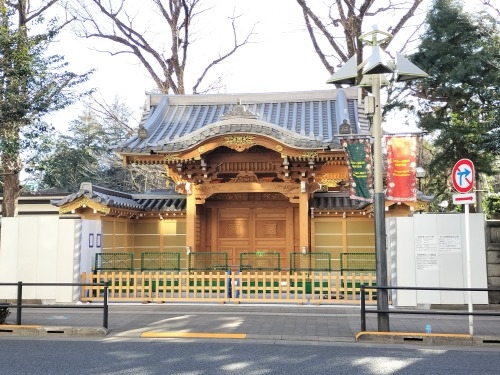 吉祥寺を散歩|老舗映画館吉祥寺プラザと吉祥寺駅南側のパープル通り