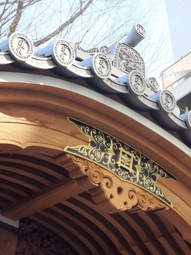 吉祥寺を散歩|老舗映画館吉祥寺プラザと吉祥寺駅南側のパープル通り